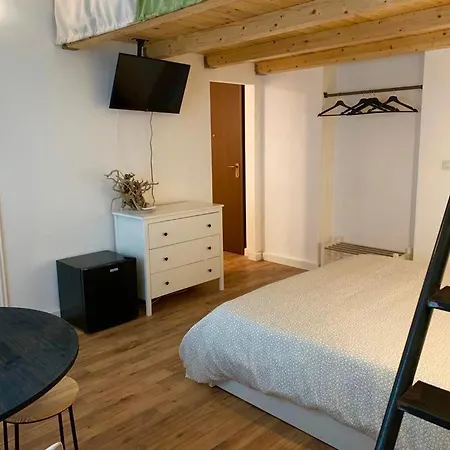 La Dimora Di Medusa Bed & Breakfast 3*